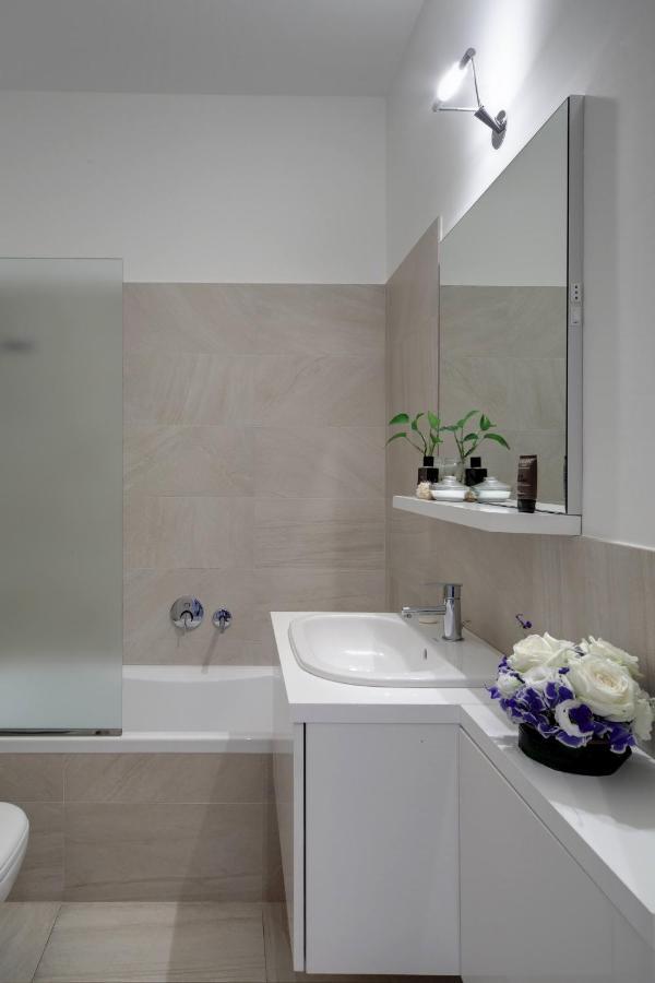 Contempora Apartments - Elvezia 8 - E22 Milaan Buitenkant foto